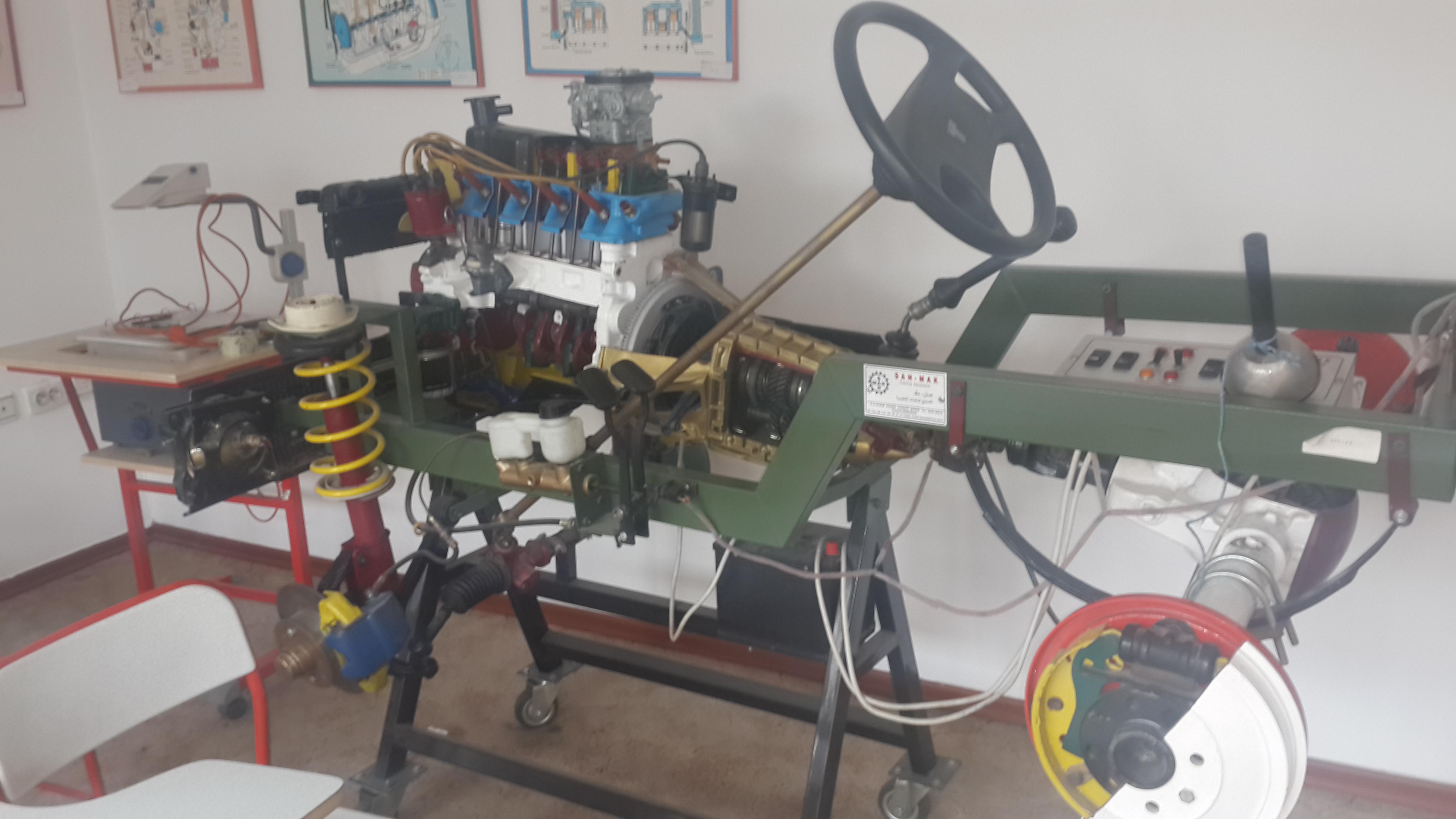 Karem Motorlu Taşıtlar Sürücü Kursu - 3. Fotoğraf