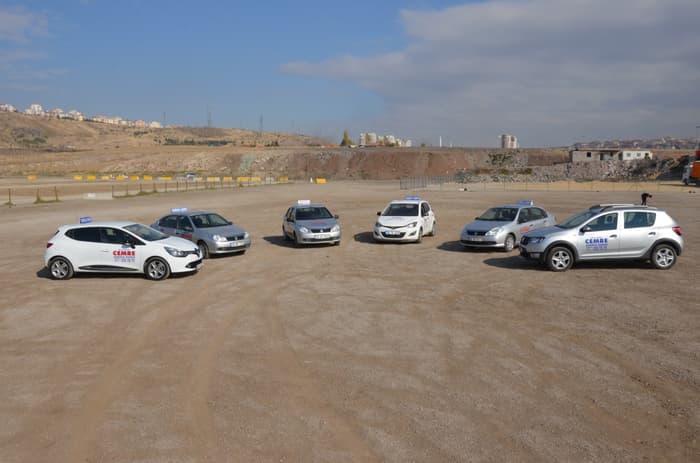 Özel Hasköy Cemre Sürücü Kursları - 1. Fotoğraf